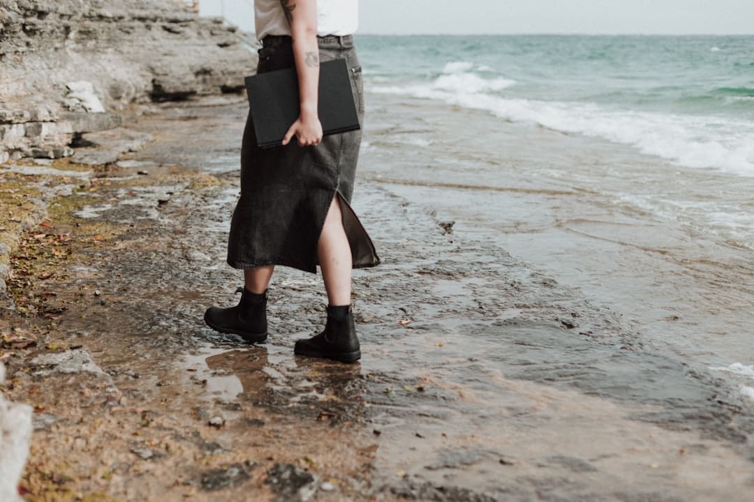 向佐郭碧婷婚姻美好吗?两个孩子视频曝光家庭生活